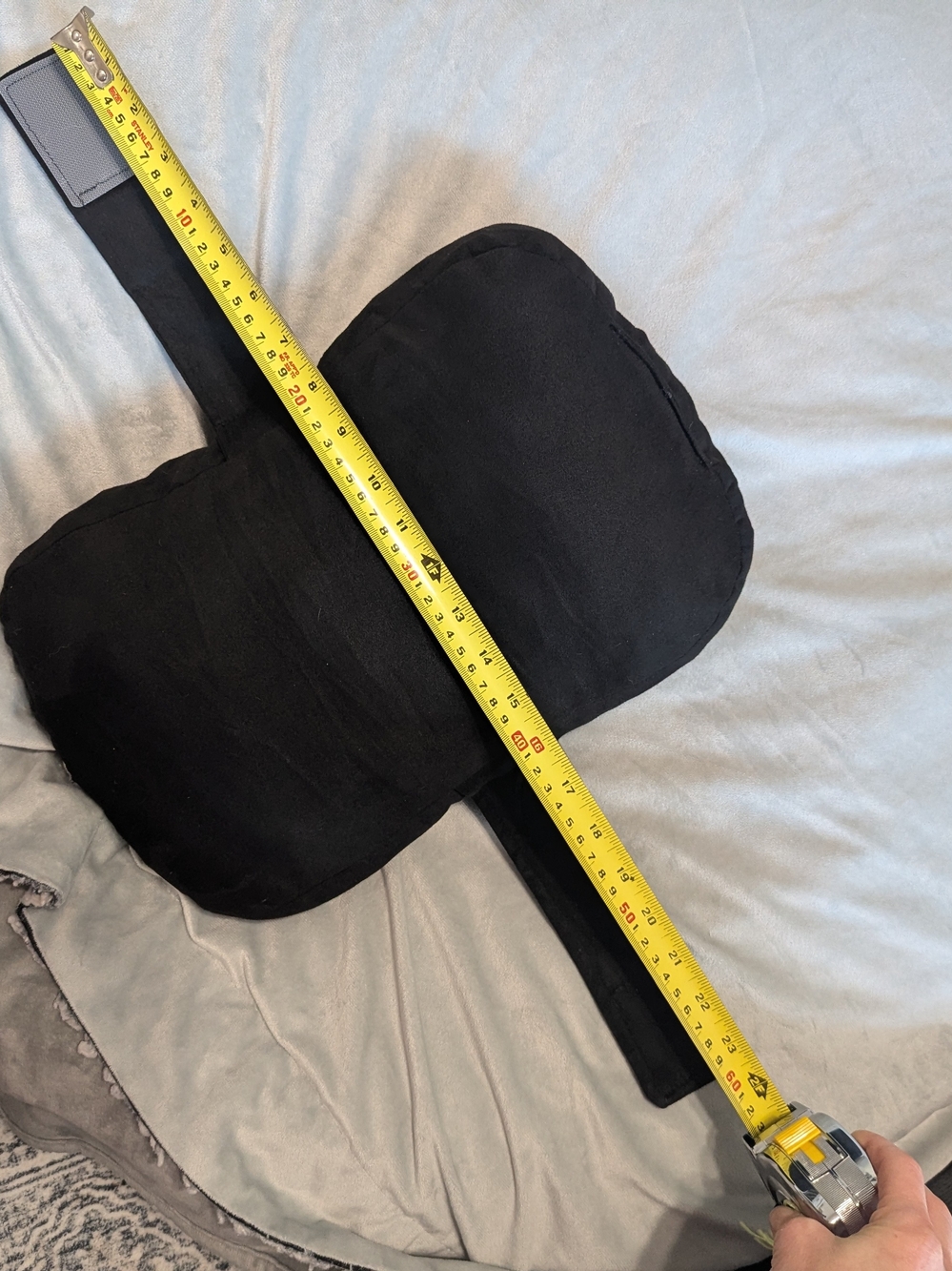 Knee Pillow With Velcro Leg Strap for Side Sleepers - Picture 3 of 8